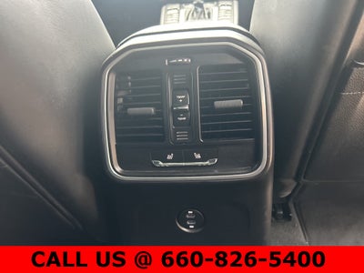 2020 Porsche Macan Base