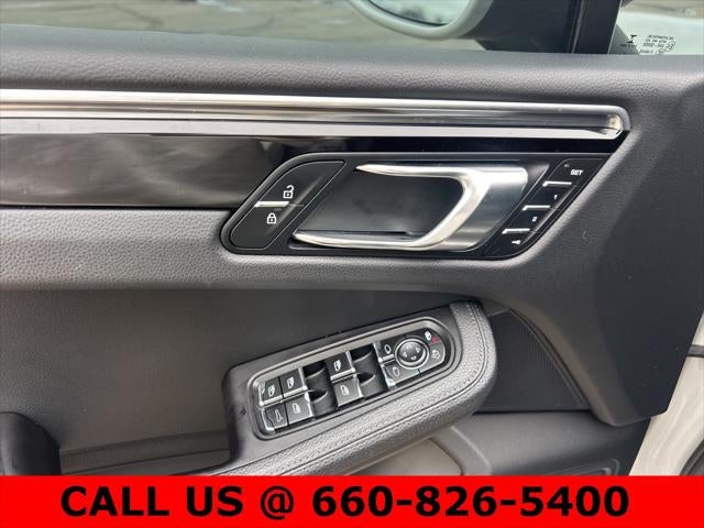 2020 Porsche Macan Base