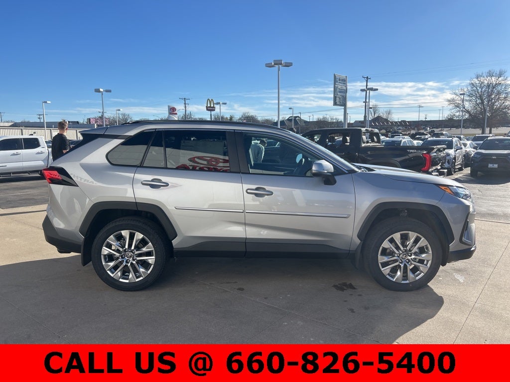 2025 Toyota RAV4 XLE Premium