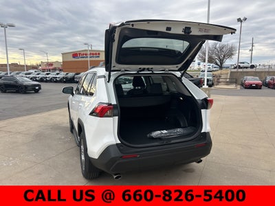 2025 Toyota RAV4 XLE