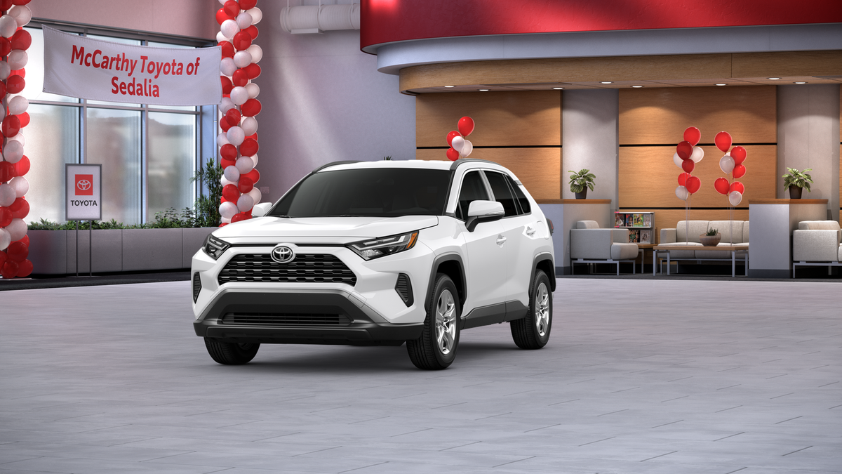 2025 Toyota RAV4 XLE