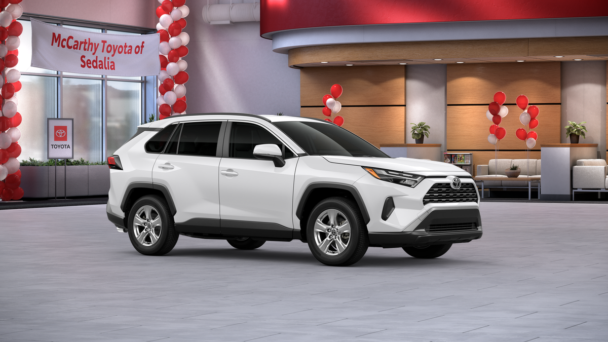 2025 Toyota RAV4 XLE