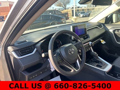 2025 Toyota RAV4 XLE