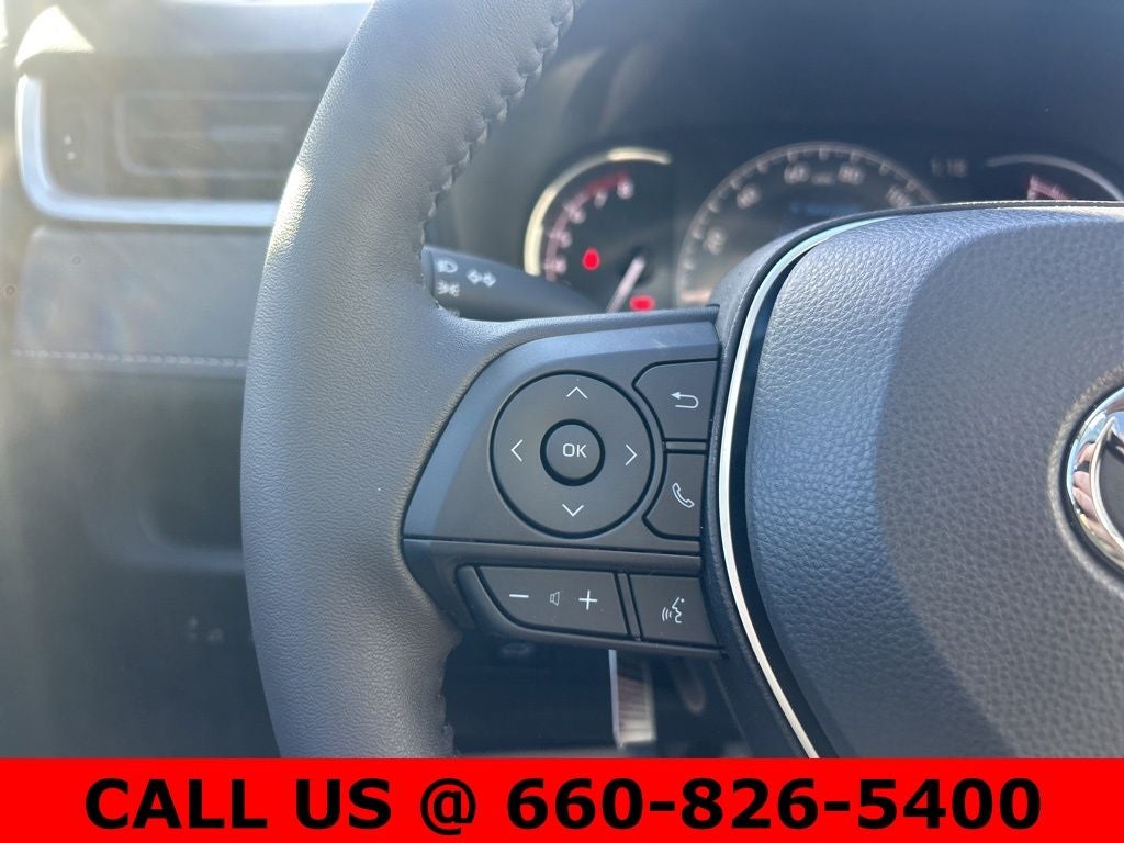 2025 Toyota RAV4 XLE