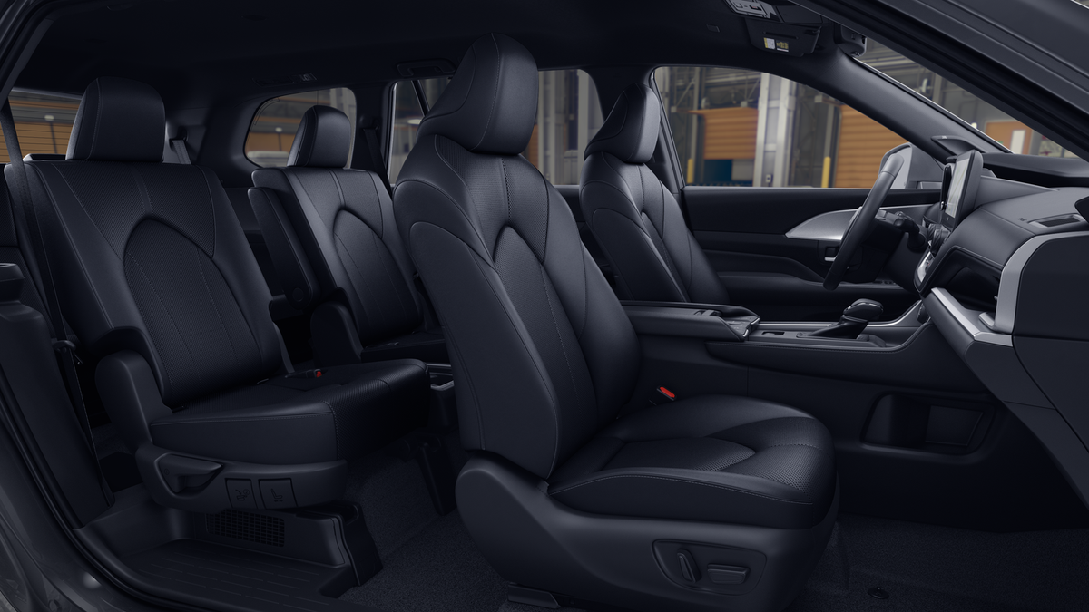 2026 Toyota Grand Highlander Hybrid Nightshade