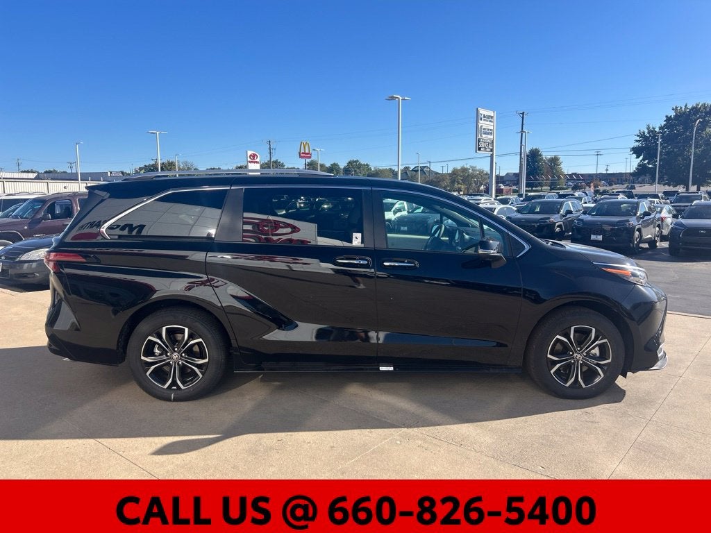 2026 Toyota Sienna Platinum