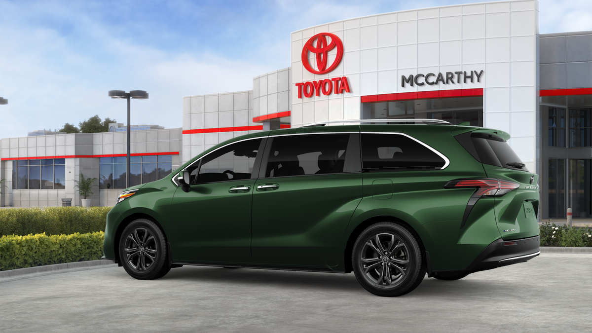 2026 Toyota Sienna Platinum