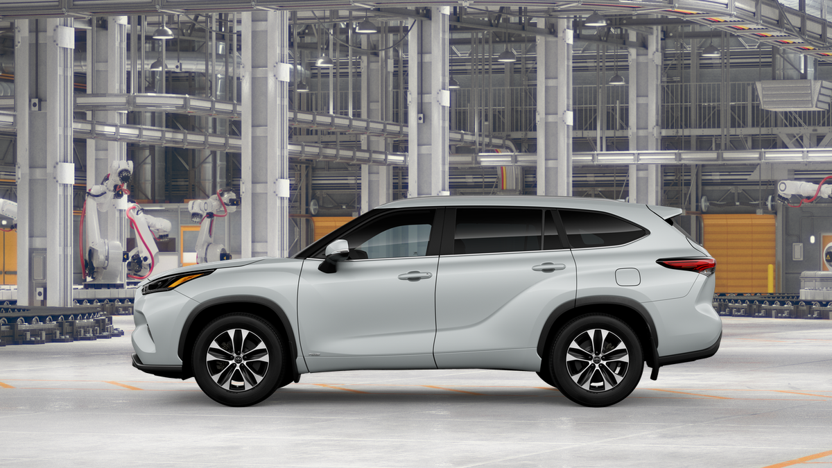 2026 Toyota Highlander Hybrid XLE