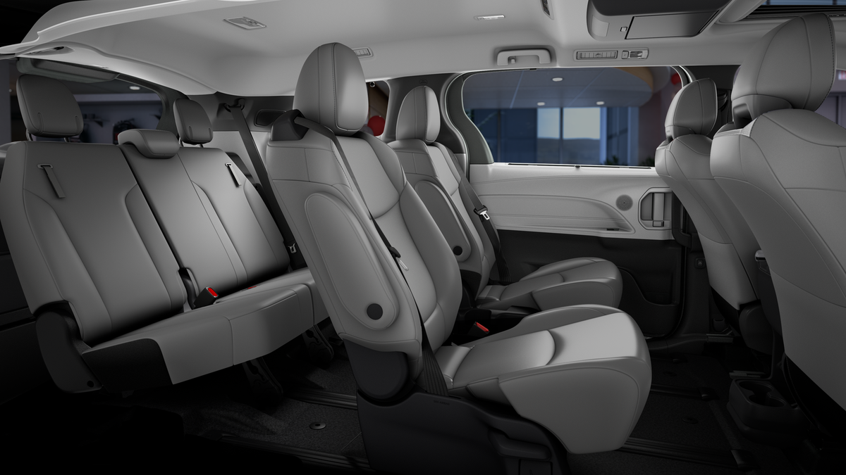2026 Toyota Sienna XLE