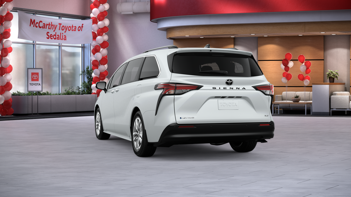 2026 Toyota Sienna XLE