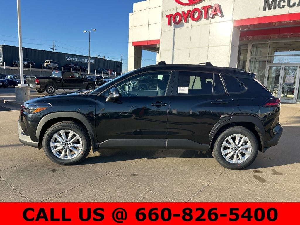 2026 Toyota Corolla Cross LE