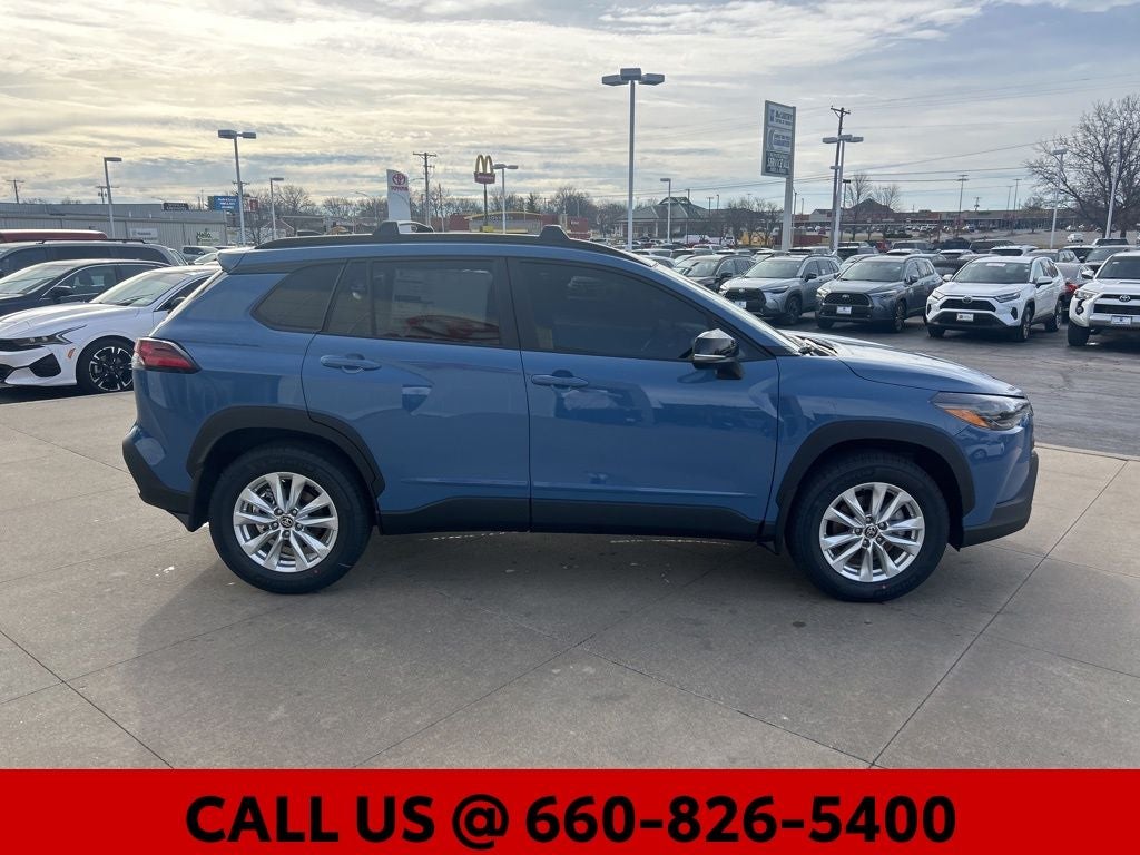 2026 Toyota Corolla Cross LE