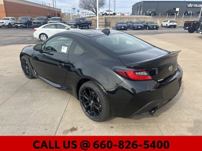 2026 Toyota GR86 Premium MT