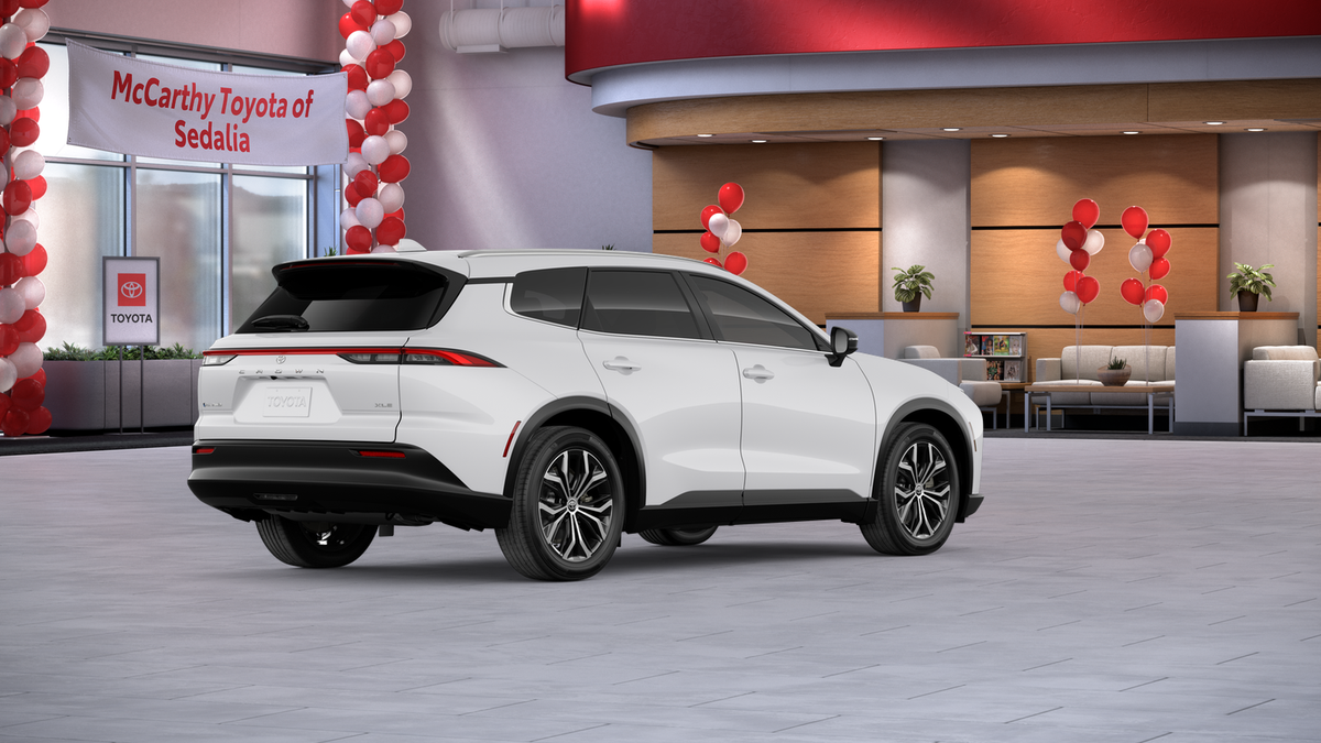 2026 Toyota Toyota Crown Signia XLE