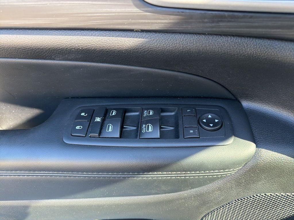 2020 Jeep Grand Cherokee Laredo E