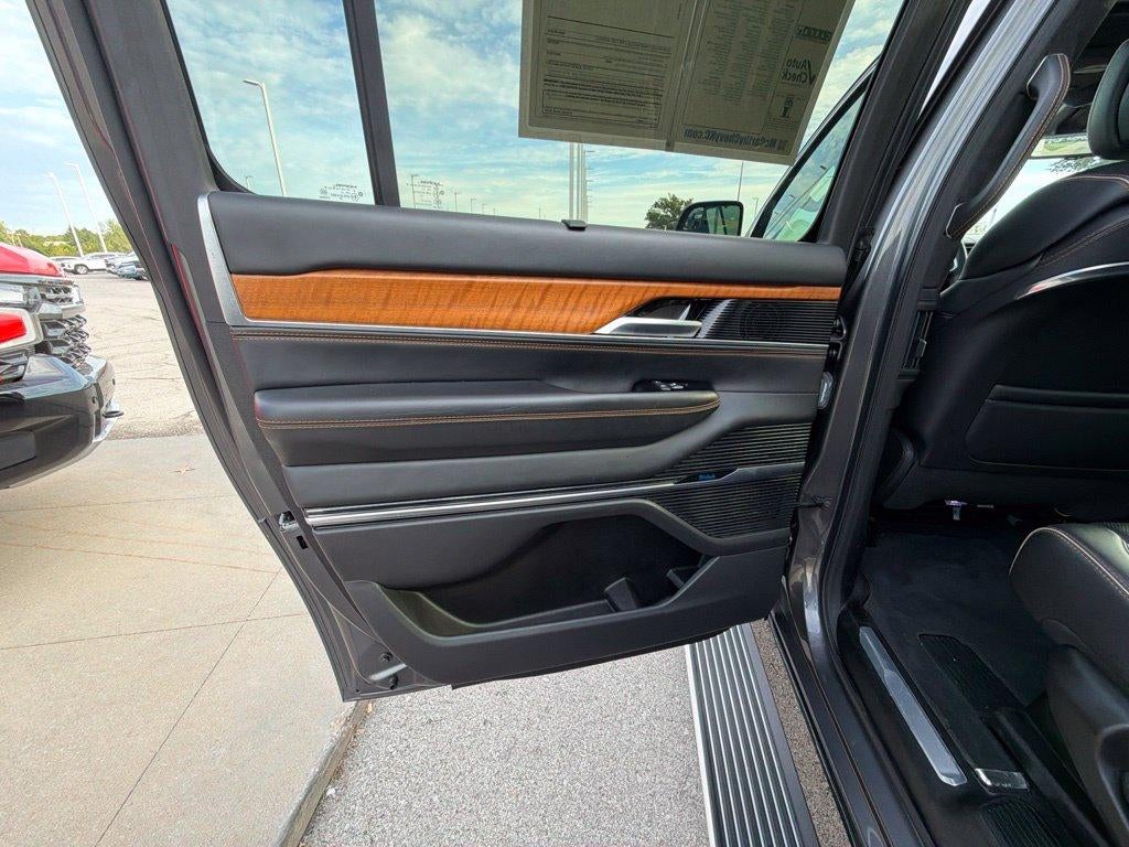 2024 Jeep Grand Wagoneer L Series III