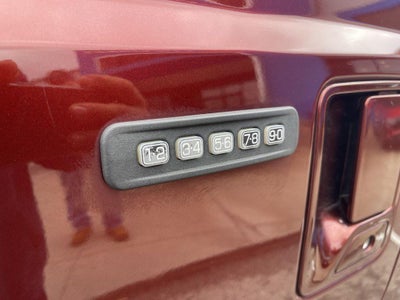 2016 Ford Super Duty F-250 SRW Lariat