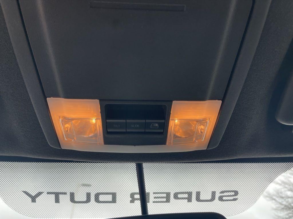 2016 Ford Super Duty F-250 SRW Lariat