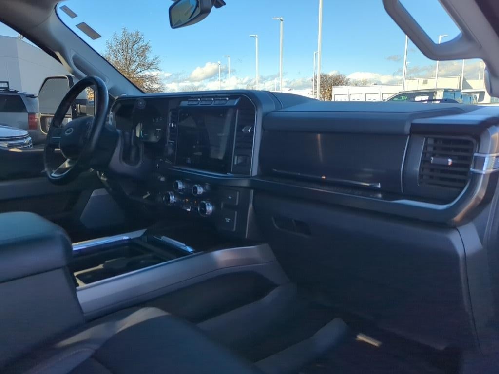 2023 Ford Super Duty F-250 SRW Lariat