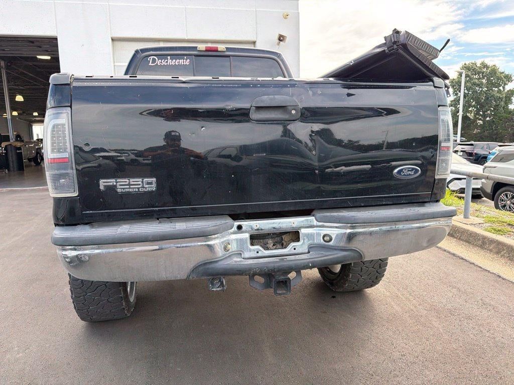 2004 Ford Super Duty F-250 XL