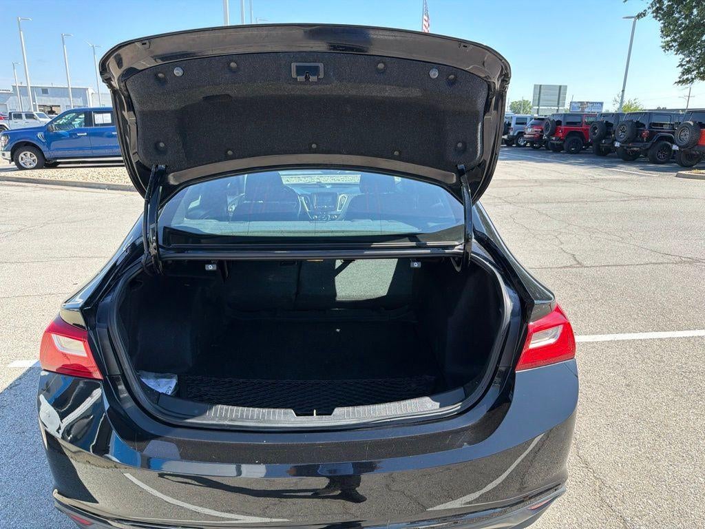 2018 Chevrolet Malibu LS