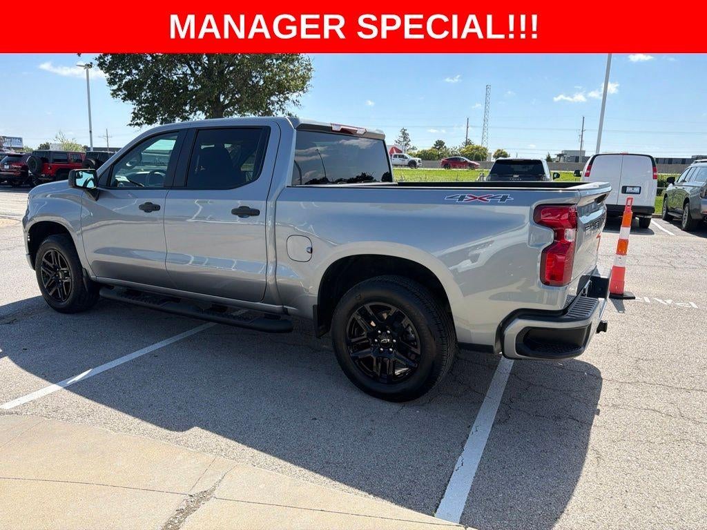 2025 Chevrolet Silverado 1500 Custom