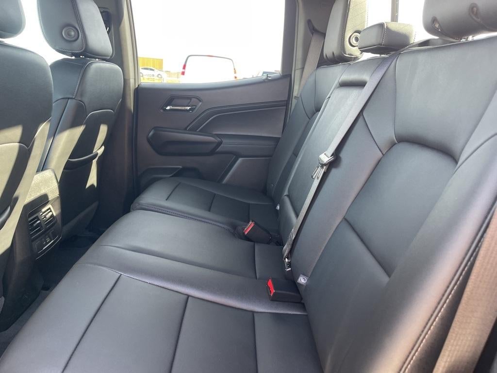 2025 Chevrolet Colorado WT/LT