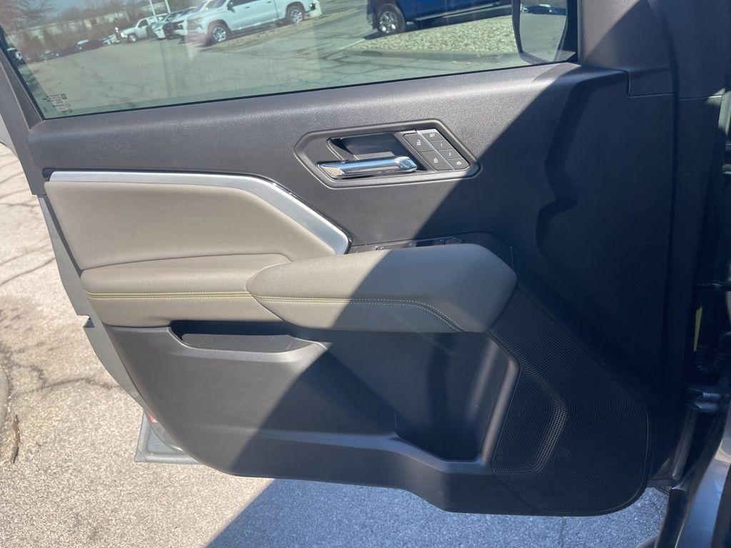 2025 Chevrolet Colorado ZR2