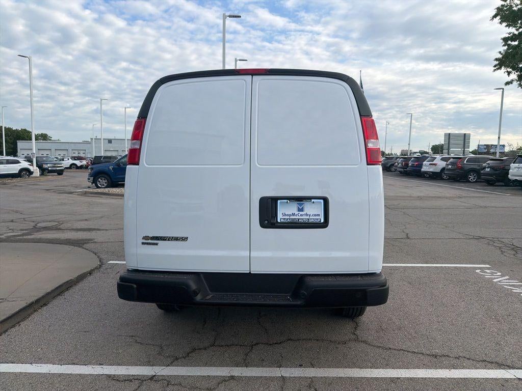 2026 Chevrolet Express Cargo Base