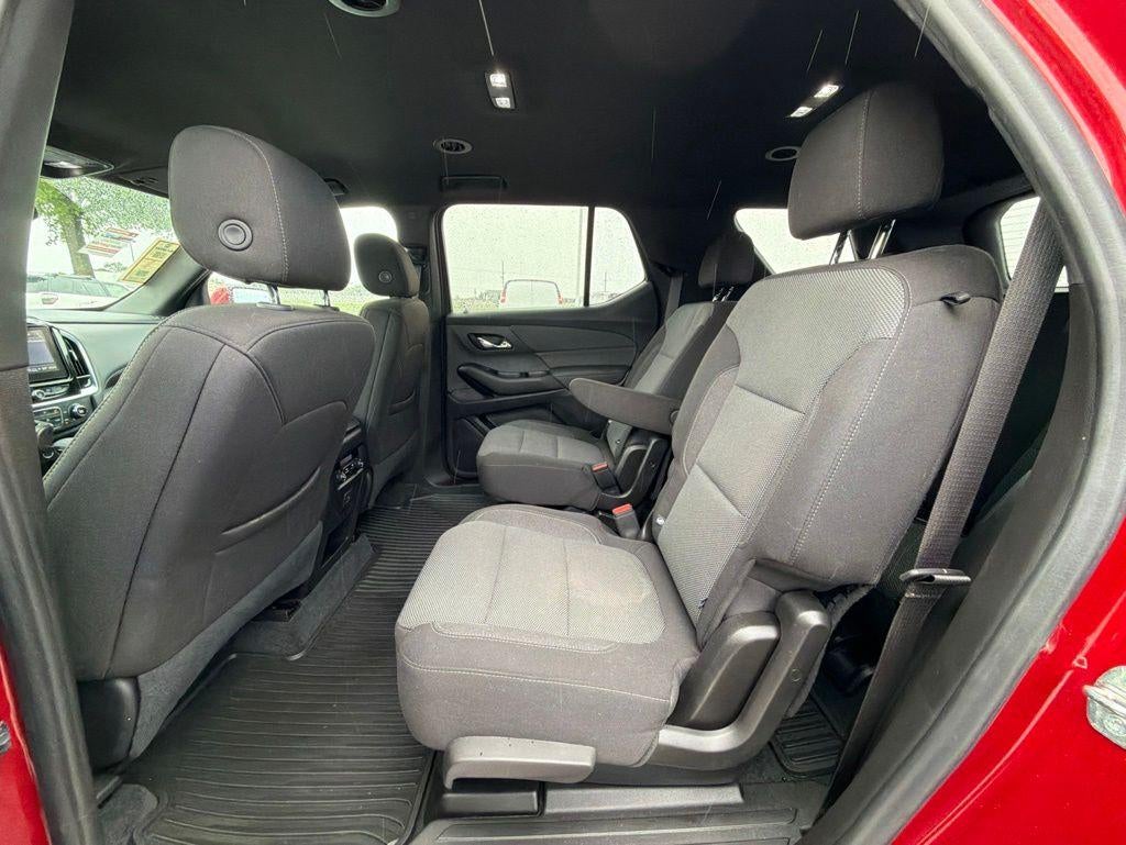 2023 Chevrolet Traverse LT