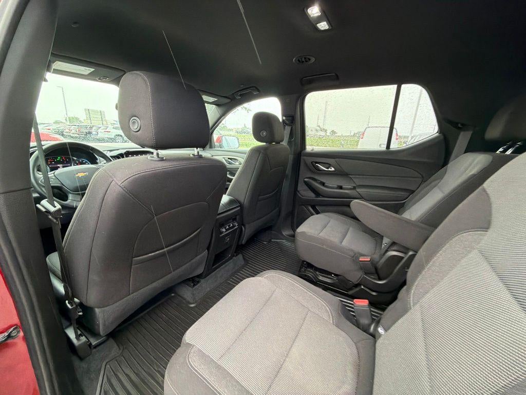 2023 Chevrolet Traverse LT