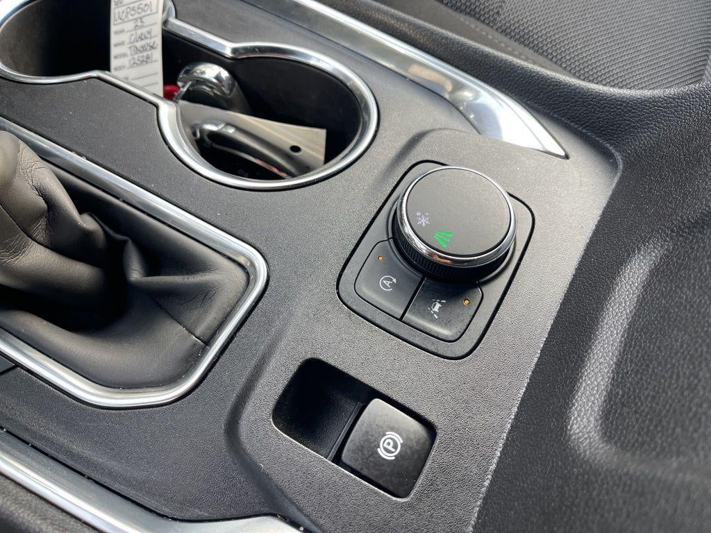 2023 Chevrolet Traverse LT