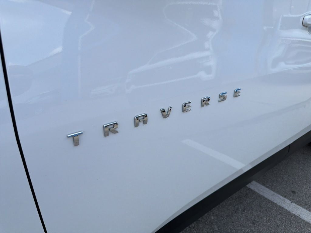2022 Chevrolet Traverse LT
