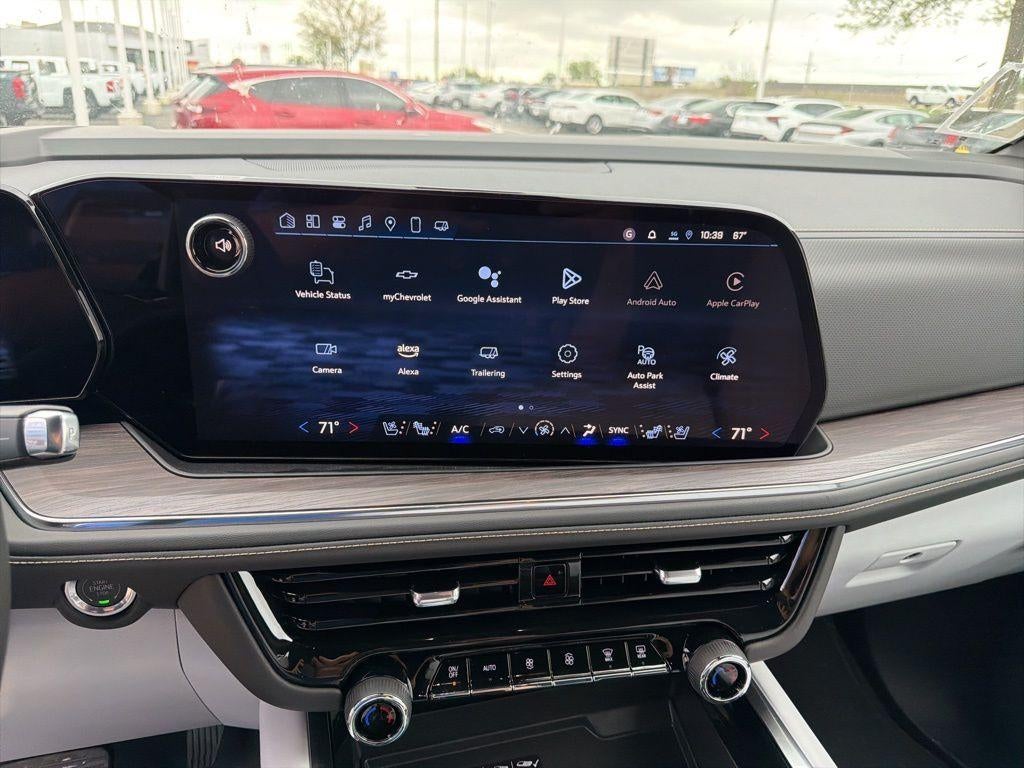 2025 Chevrolet Suburban Premier