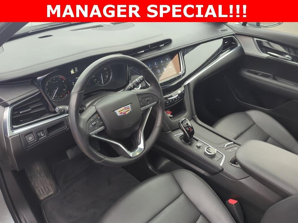 2025 Cadillac XT6 Premium Luxury