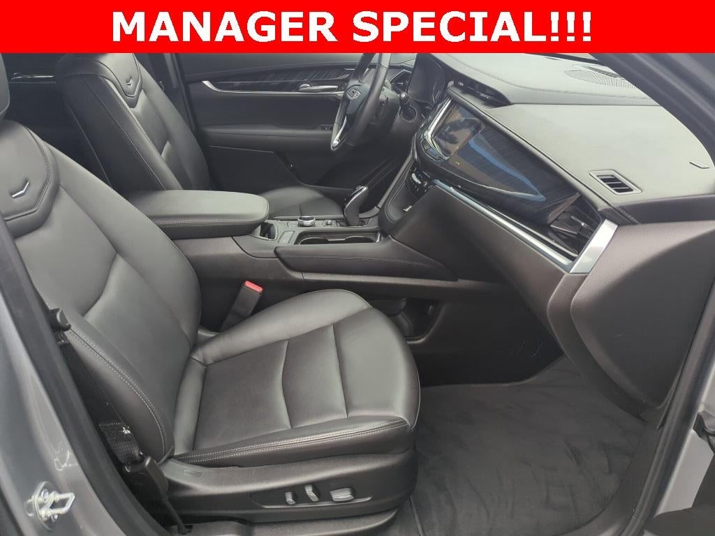 2025 Cadillac XT6 Premium Luxury