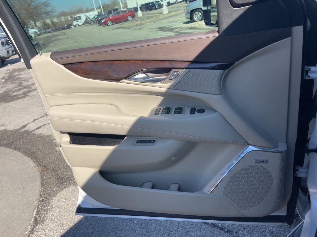 2017 Cadillac Escalade Base