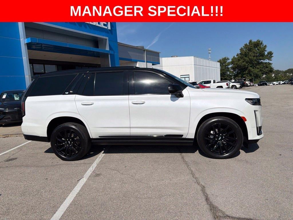 2023 Cadillac Escalade Sport