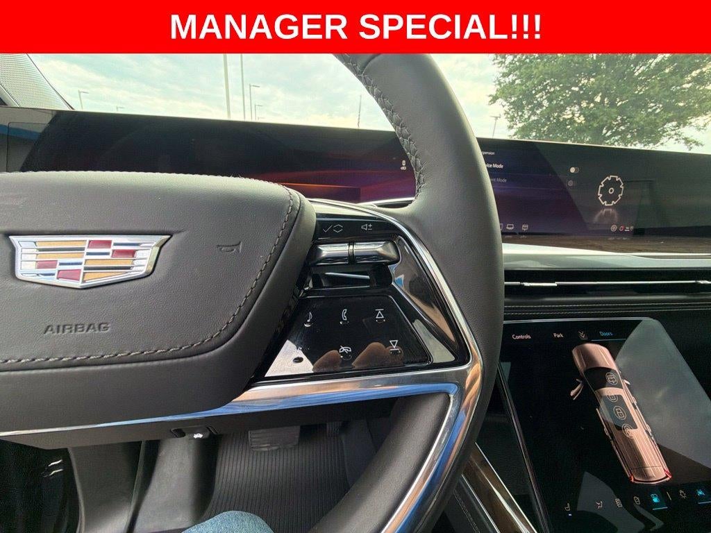 2025 Cadillac Escalade Sport Platinum
