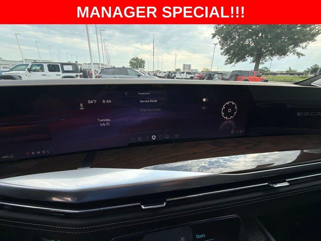 2025 Cadillac Escalade Sport Platinum