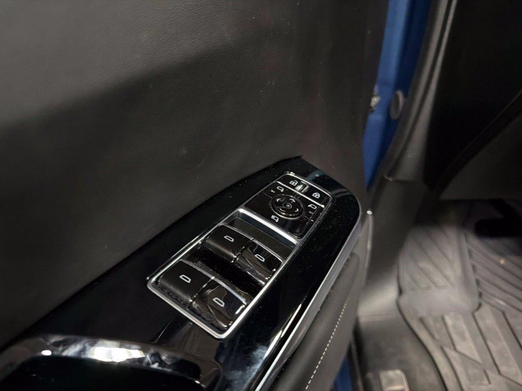 2025 Cadillac Escalade ESV Sport Platinum