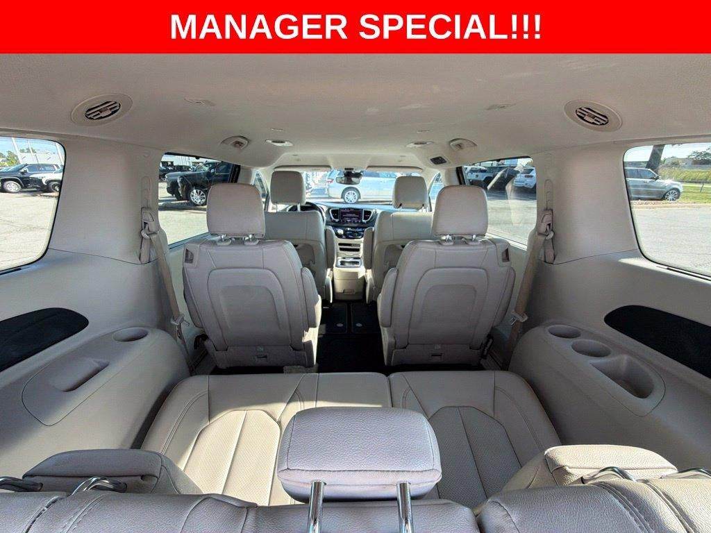 2021 Chrysler Pacifica Touring L