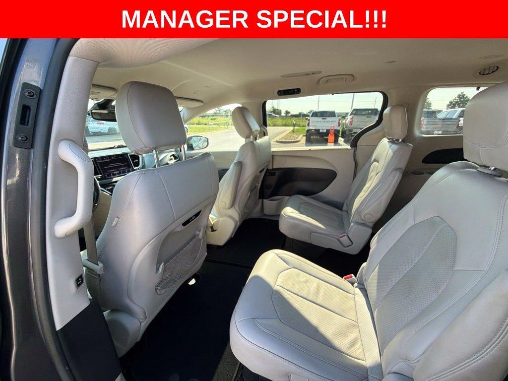 2021 Chrysler Pacifica Touring L