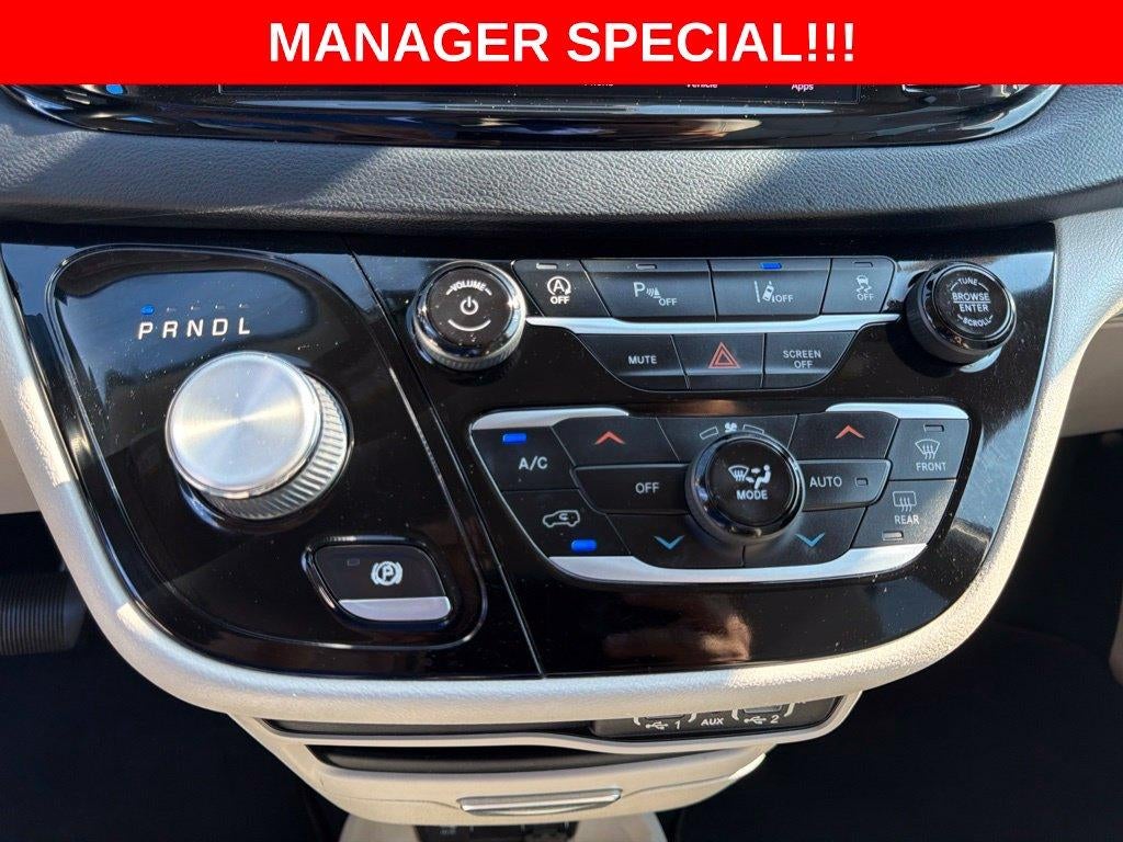 2021 Chrysler Pacifica Touring L