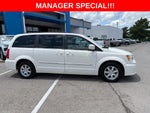 2012 Chrysler Town & Country Touring