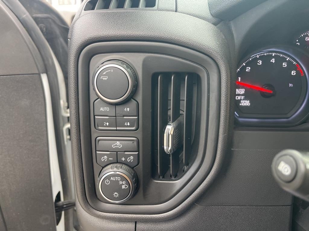 2022 Chevrolet Silverado 1500 Custom Trail Boss