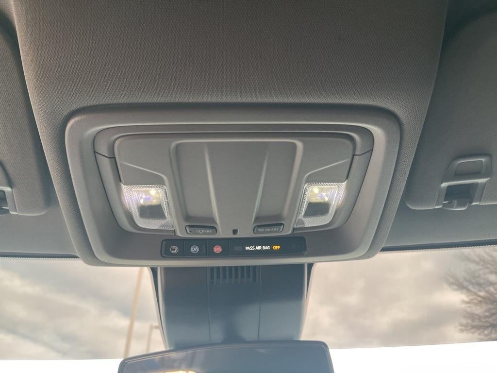 2022 Chevrolet Silverado 1500 Custom Trail Boss