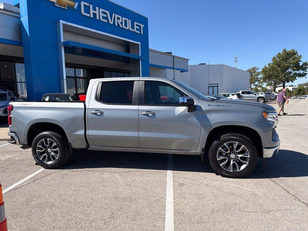2024 Chevrolet Silverado 1500 LT