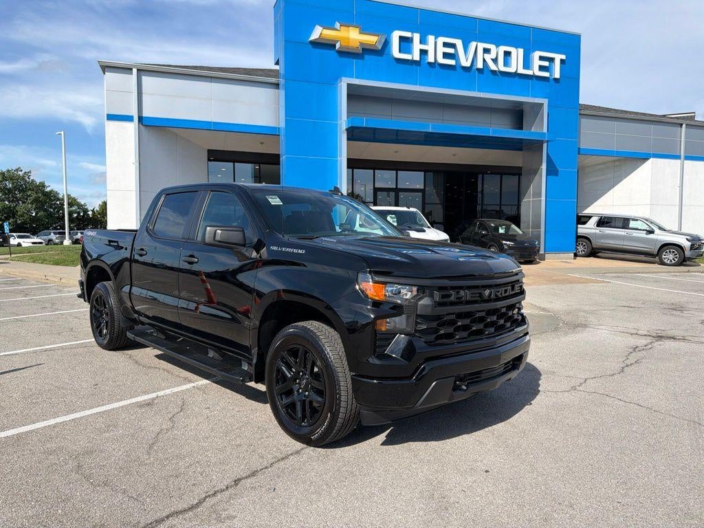 2025 Chevrolet Silverado 1500 Custom