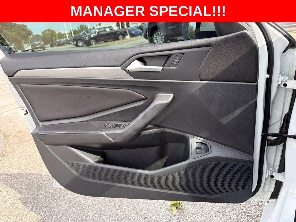 2023 Volkswagen Jetta 1.5T SE